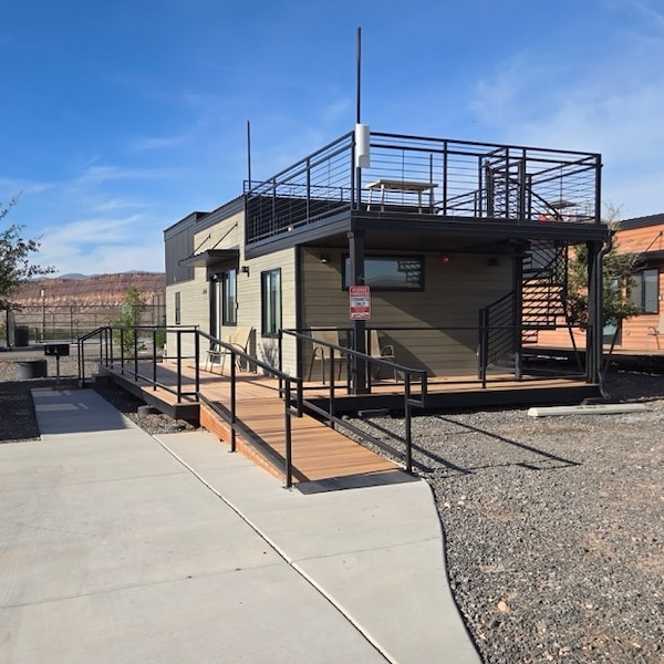 Yogi Bear™ Two Bedroom Glamping Cabin-18